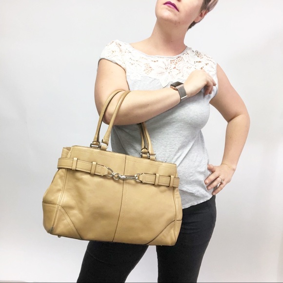 Coach Handbags - Coach Hamptons Leather Satchel Purse Tote F11200